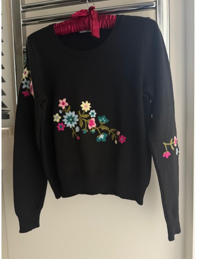 Moschino Jeans Çiçek Nakışlı Kazak Moschino Jeans Çiçek Nakışlı Kazak