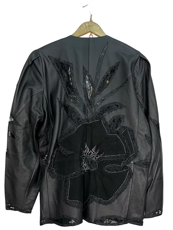 Vintage Sırtı Dantel ve İşlemeli Deri Ceket