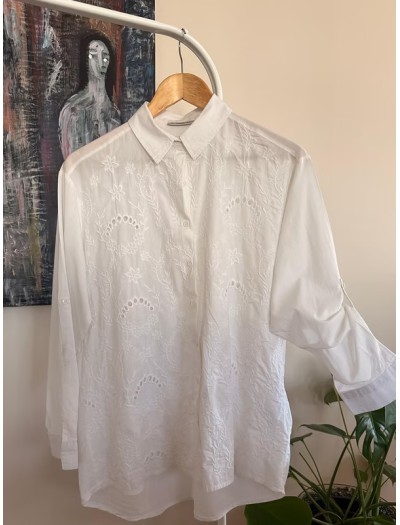 Vintage Nakışlı ve Delikişi Gömlek