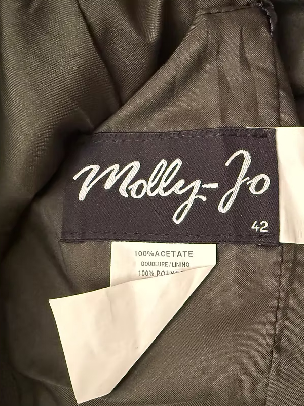 Vintage Büstiyer Made in Canada