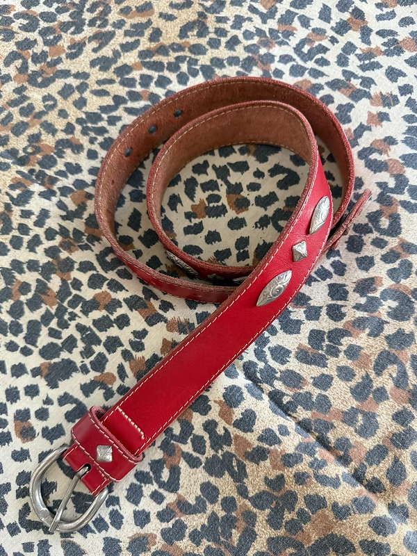 Vintage Metal Aksesuarlı Deri Kemer