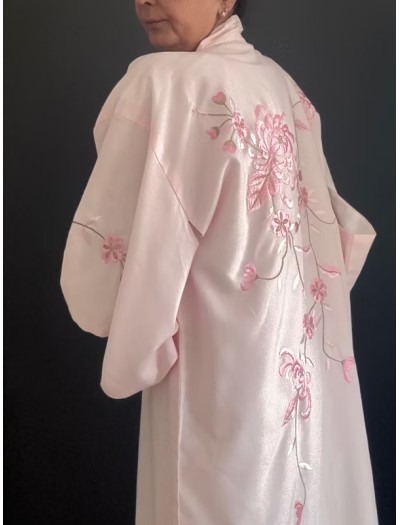 Vintage Made in Japan Kimono Vintage Made in Japan Kimono