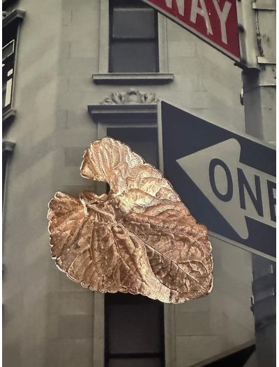 Tasarım gold yaprak broş