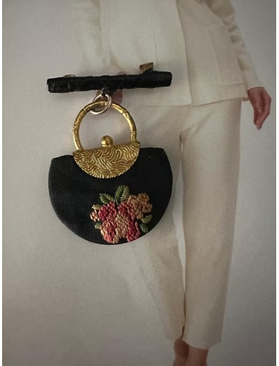 Vintage 60’lar petit point broş