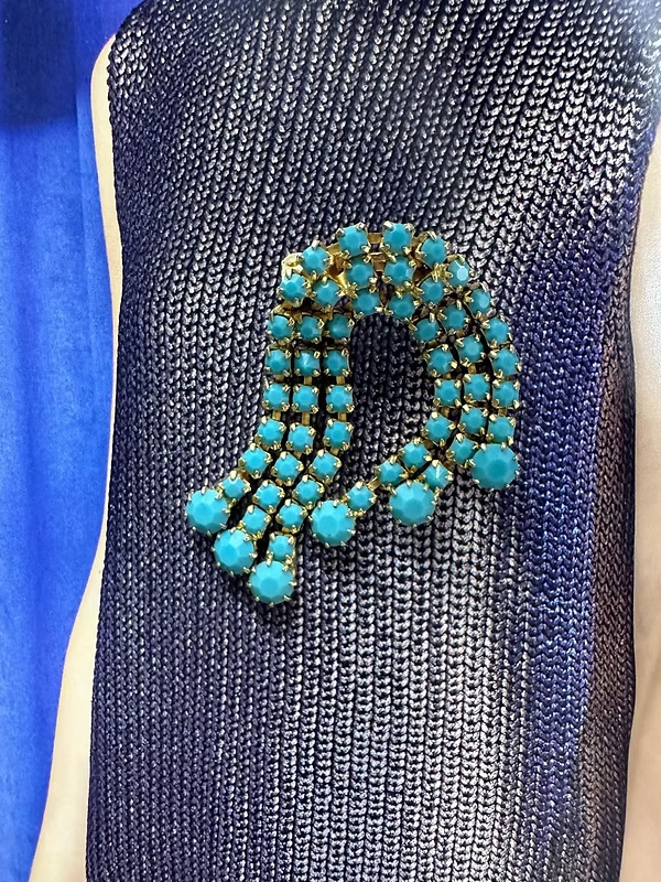 Vintage 60’lar turkuaz taşlı antik broş