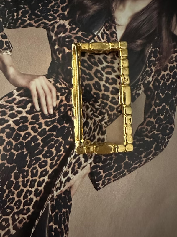 Vintage 60’lar kristal taşlı antik broş