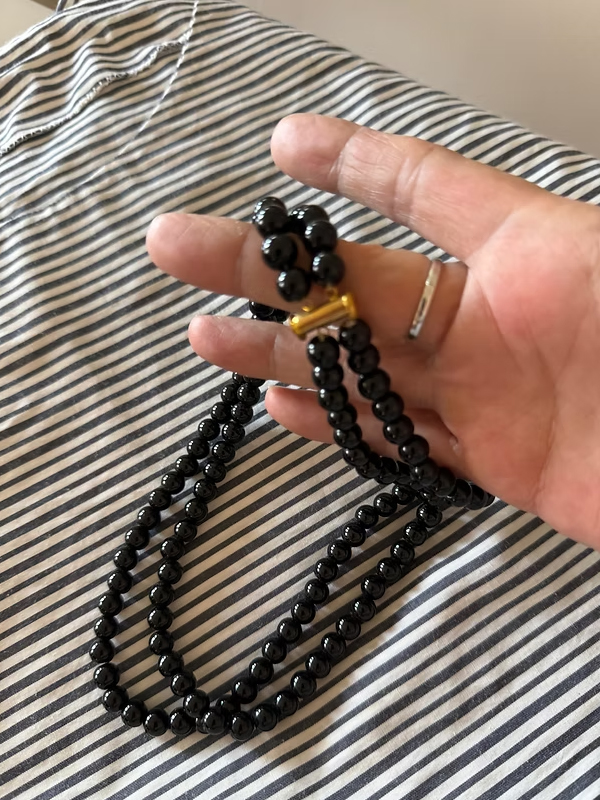 Çift Sıra Siyah Kolye